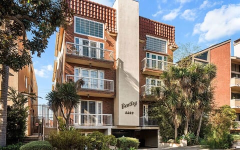 2329 S Bentley Avenue 101, Los Angeles, CA 90064
