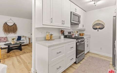 3325 Bagley Avenue 105, Los Angeles, CA 90034