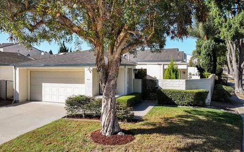 901 Ruby Avenue, Ventura, CA 93004