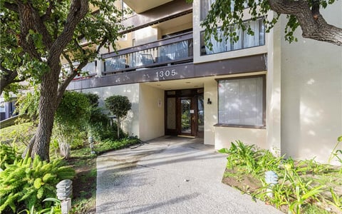 1305 N Columbus 203, Glendale, CA 91202