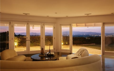 4173 Regal Oak, Encino, CA 91436