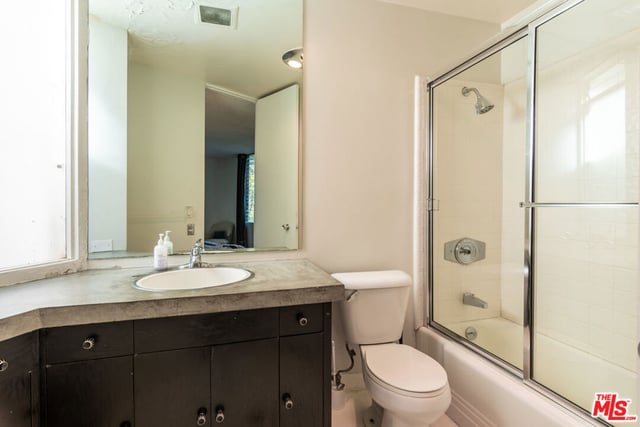 960 Stradella Road, Los Angeles, CA 90077 — photo 24 of 28