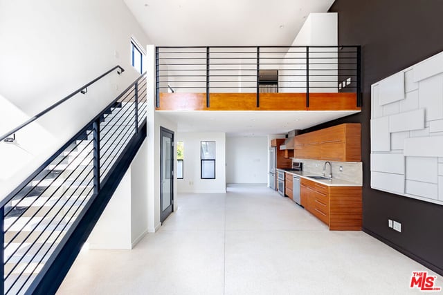 1113 ELECTRIC Avenue 1, Venice, CA 90291 — photo 13 of 41