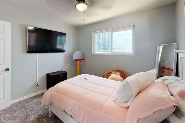 936 W 78th Street, Los Angeles, CA 90044 — photo 17 of 28