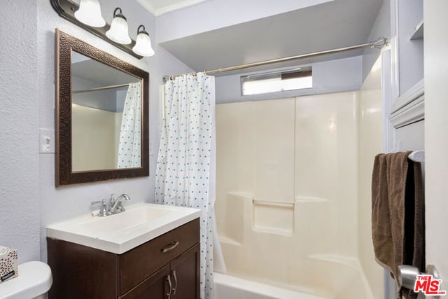 6021 Romaine Street, Los Angeles, CA 90038 — photo 7 of 21
