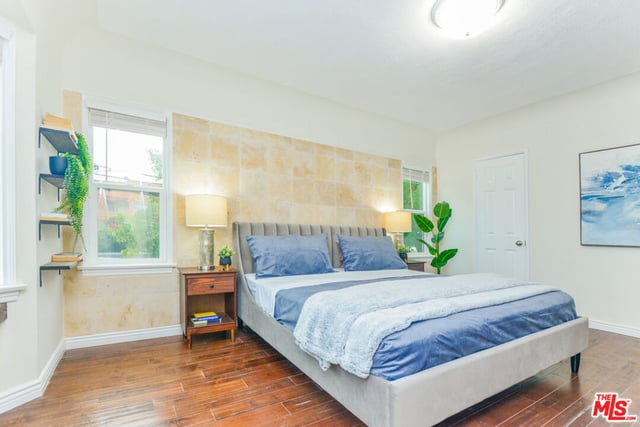 1017 S Alfred Street, Los Angeles, CA 90035 — photo 13 of 63