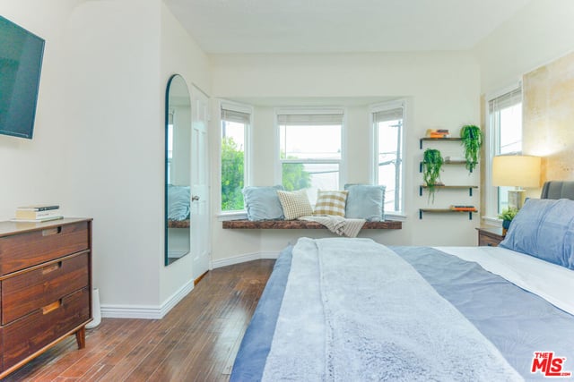 1017 S Alfred Street, Los Angeles, CA 90035 — photo 14 of 63