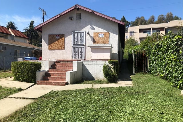 5301 Huntington Drive N, Los Angeles, CA 90032 — photo 3 of 13