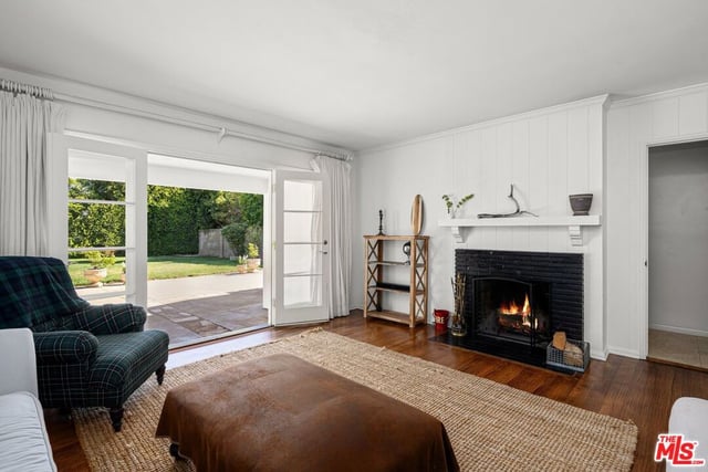 1300 Capri Drive, Pacific Palisades, CA 90272 — photo 10 of 18