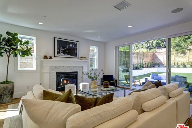4747 Ambrose Avenue, Los Angeles, CA 90027 — photo 6 of 35