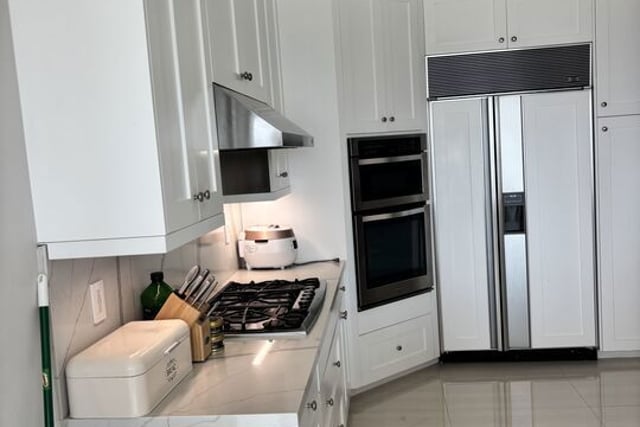 10727 Wilshire Boulevard 2002, Los Angeles, CA 90024 — photo 26 of 45