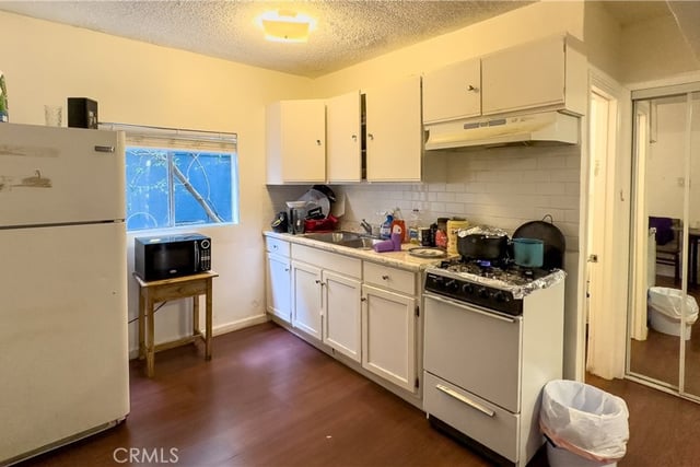 1837 Beloit Avenue, Los Angeles, CA 90025 — photo 36 of 46