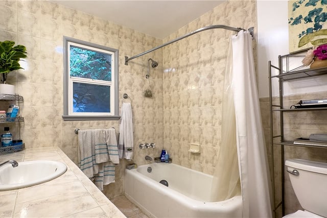 1837 Beloit Avenue, Los Angeles, CA 90025 — photo 16 of 47