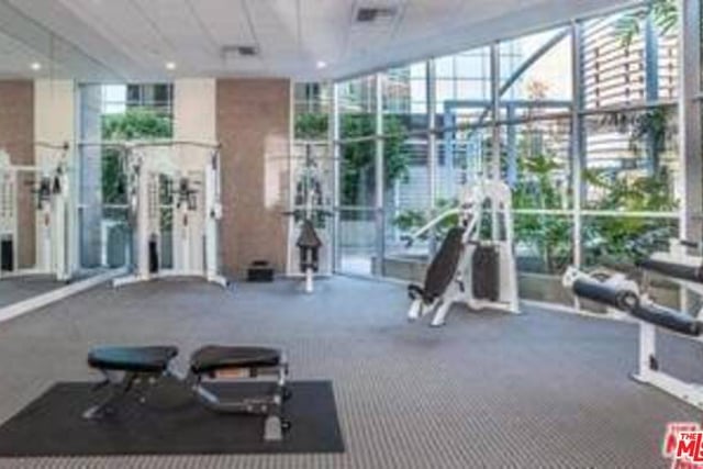 801 S Grand Avenue 2107, Los Angeles, CA 90017 — photo 9 of 11