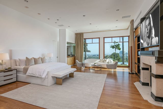 1118 Calle Vista Drive, Beverly Hills, CA 90210 — photo 10 of 19