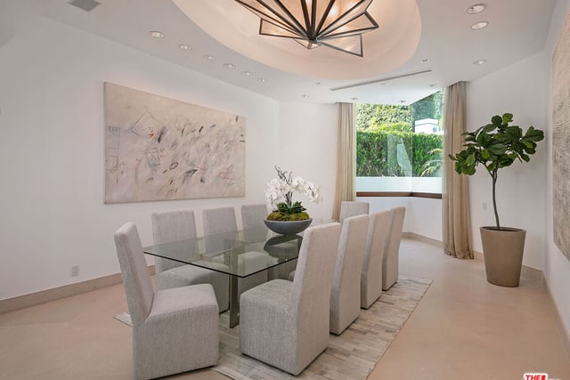 1118 Calle Vista Drive, Beverly Hills, CA 90210 — photo 17 of 19