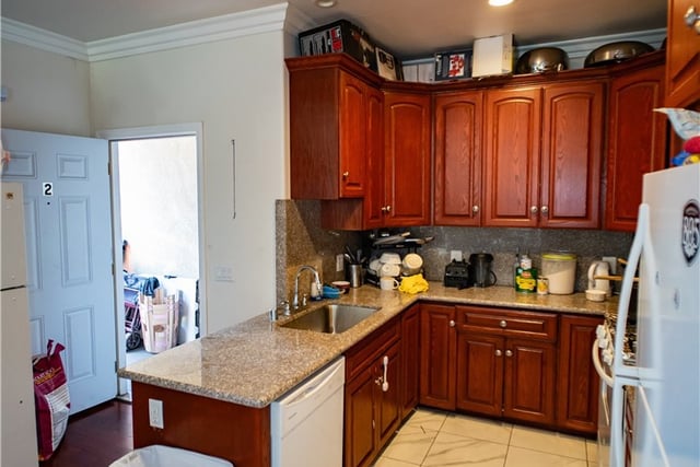2021 Miramar Street, Los Angeles, CA 90057 — photo 19 of 44