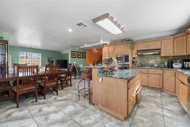 10262 Sierra Highway, Agua Dulce, CA 91390 — photo 17 of 65