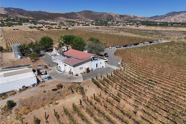 10262 Sierra Highway, Agua Dulce, CA 91390 — photo 63 of 65