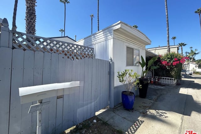 16321 Pacific Coast Highway 41, Pacific Palisades, CA 90272 — photo 13 of 23