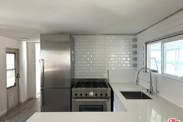 16321 Pacific Coast Highway 41, Pacific Palisades, CA 90272 — photo 4 of 23