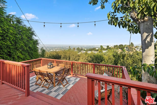 3750 Alta Mesa Drive, Studio City, CA 91604 — photo 22 of 28