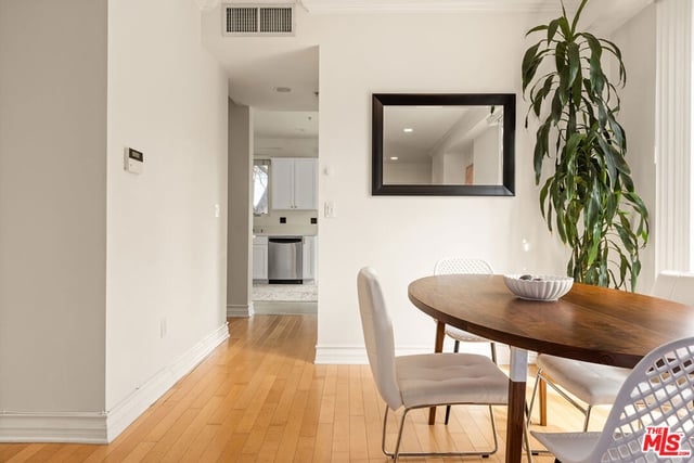 11428 National Boulevard 101, Los Angeles, CA 90064 — photo 7 of 24