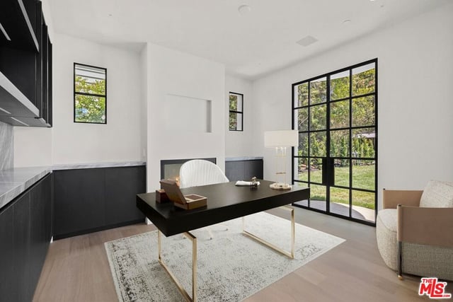 155 N Anita Avenue, Los Angeles, CA 90049 — photo 5 of 30