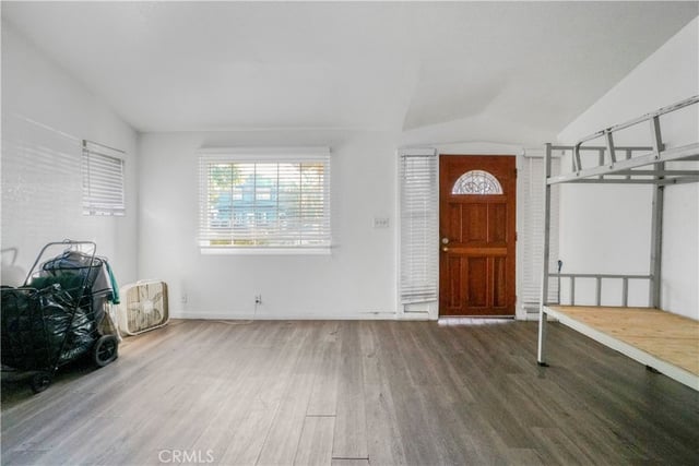 151 W 110th Street, Los Angeles, CA 90061 — photo 4 of 23