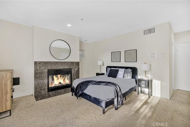 4939 Medina Drive, Woodland Hills, CA 91364 — photo 19 of 44