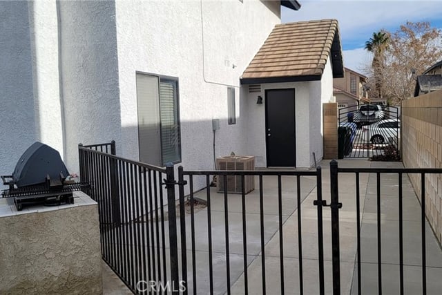 43333 Cottage Lane, Lancaster, CA 93536 — photo 5 of 37