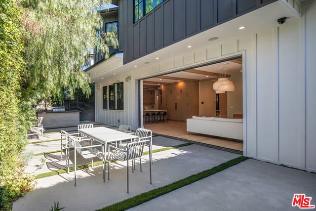 831 N Spaulding Avenue, Los Angeles, CA 90046 — photo 20 of 26