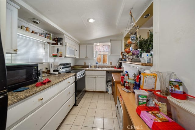 1850 Katee Lane, Palmdale, CA 93550 — photo 10 of 20