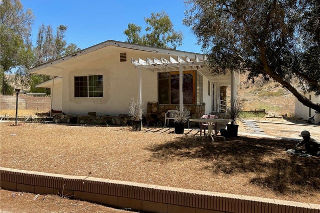 15840 Sierra Highway, Canyon Country, CA 91390 — photo 8 of 22