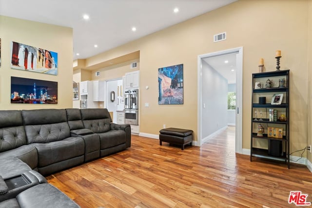 436 Levering Avenue, Los Angeles, CA 90024 — photo 27 of 69