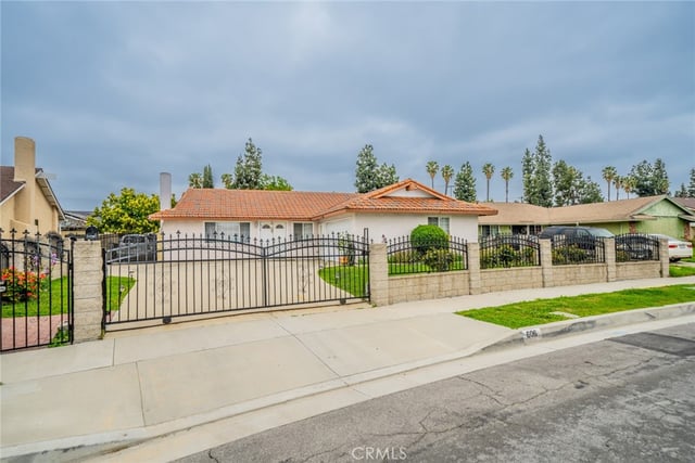 606 S Darney Avenue, West Covina, CA 91792 — photo 6 of 45