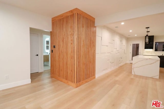 5005 Catalon Avenue, Woodland Hills, CA 91364 — photo 17 of 51