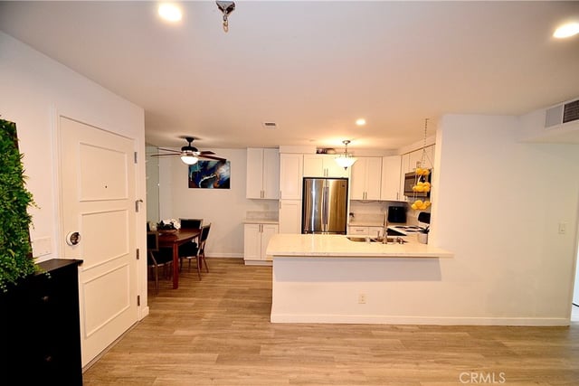 8712 Chessington Drive 255D, Inglewood, CA 90305 — photo 6 of 31