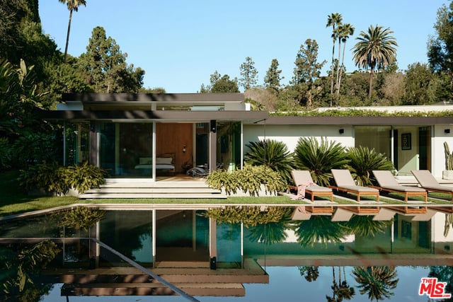 1061 Loma Vista Drive, Beverly Hills, CA 90210 — photo 15 of 27