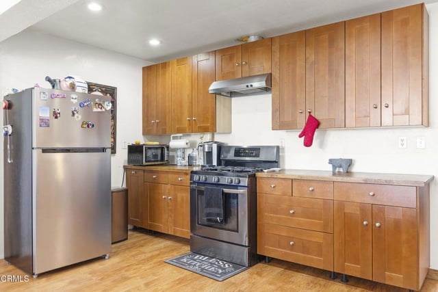 320 D Street, Fillmore, CA 93015 — photo 14 of 56