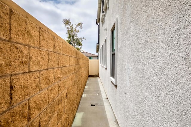 1613 Veridian Lane, San Pedro, CA 90732 — photo 9 of 41