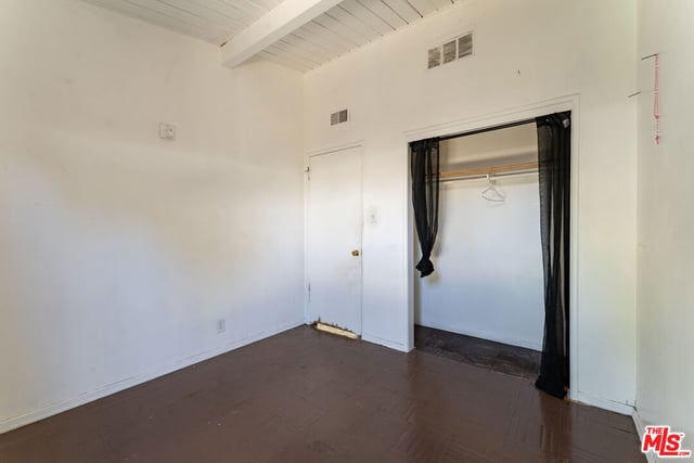 9870 Woodale Avenue, Arleta, CA 91331 — photo 21 of 32