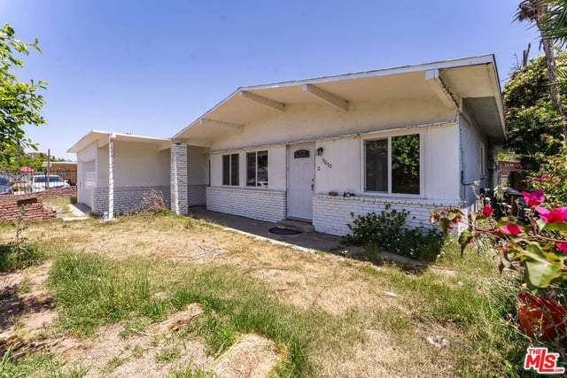9870 Woodale Avenue, Arleta, CA 91331 — photo 3 of 32