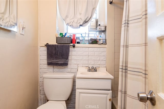 126 E 95th Street, Los Angeles, CA 90003 — photo 13 of 15