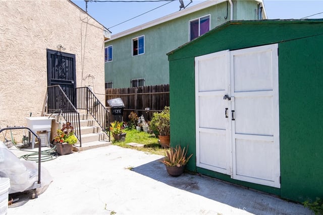 126 E 95th Street, Los Angeles, CA 90003 — photo 15 of 15