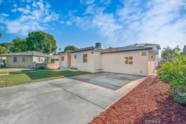 7719 Nestle Avenue, Reseda, CA 91335 — photo 33 of 40
