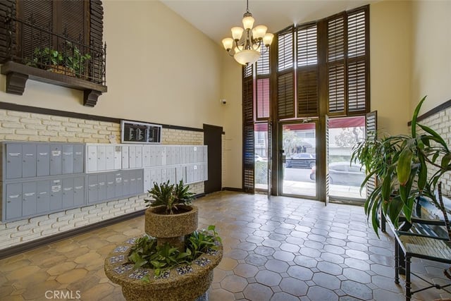 5454 Zelzah Avenue 215, Encino, CA 91316 — photo 29 of 29