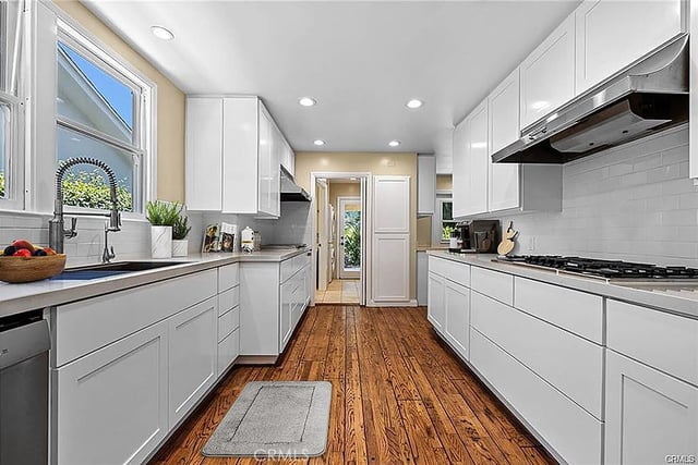 15454 Sutton Street, Sherman Oaks, CA 91403 — photo 12 of 24