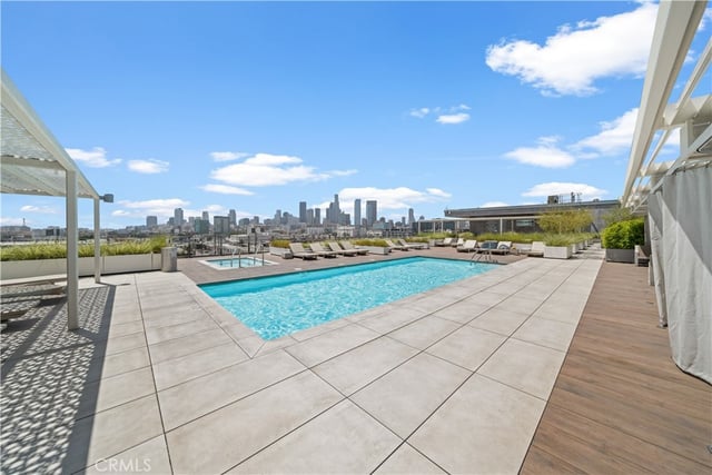 527 Molino Street 213, Los Angeles, CA 90013 — photo 25 of 36
