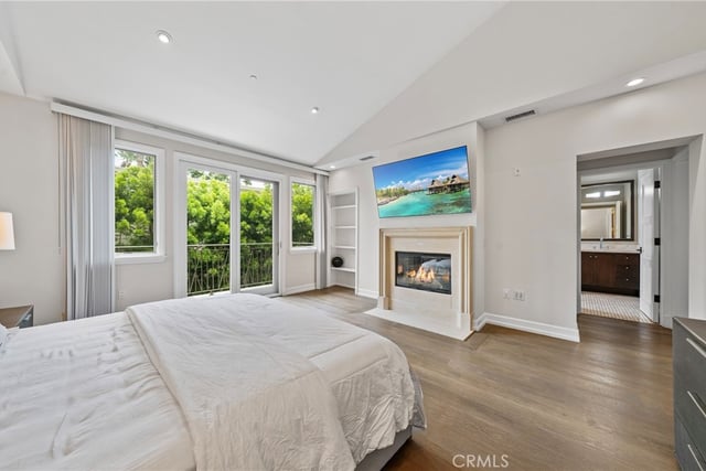 823 S Bundy Drive 110, Los Angeles, CA 90049 — photo 28 of 48